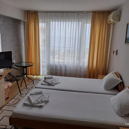 Family Coral Hotel 3*